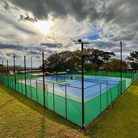 Cr Mariposa Rentals Comfortable Penthouse, Ac, Pool, Gym, Tennis Santa Ana  Exterior foto