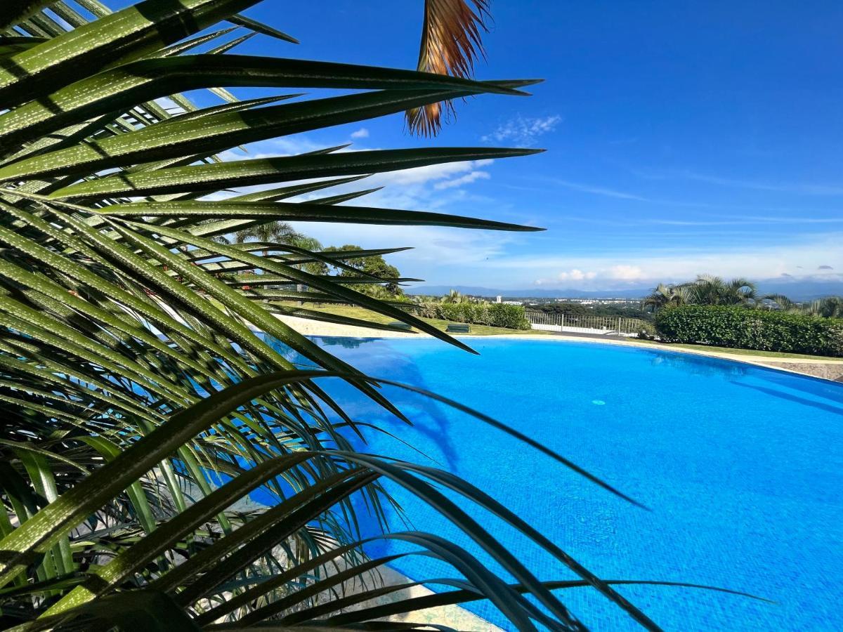 Cr Mariposa Rentals Comfortable Penthouse, Ac, Pool, Gym, Tennis Santa Ana  Exterior foto