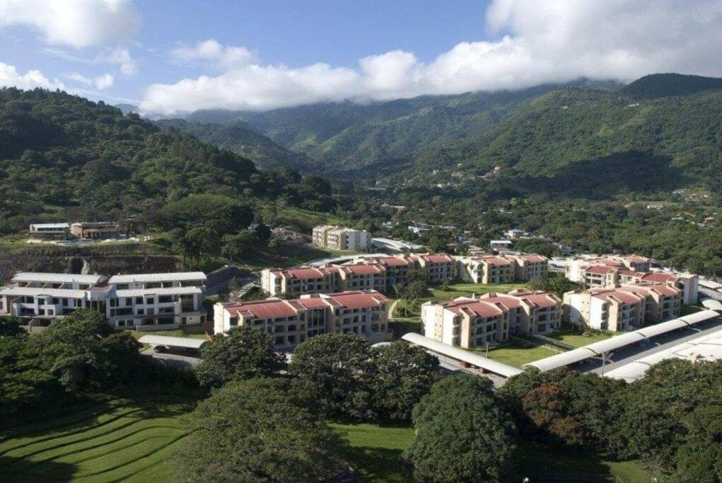 Cr Mariposa Rentals Comfortable Penthouse, Ac, Pool, Gym, Tennis Santa Ana  Exterior foto