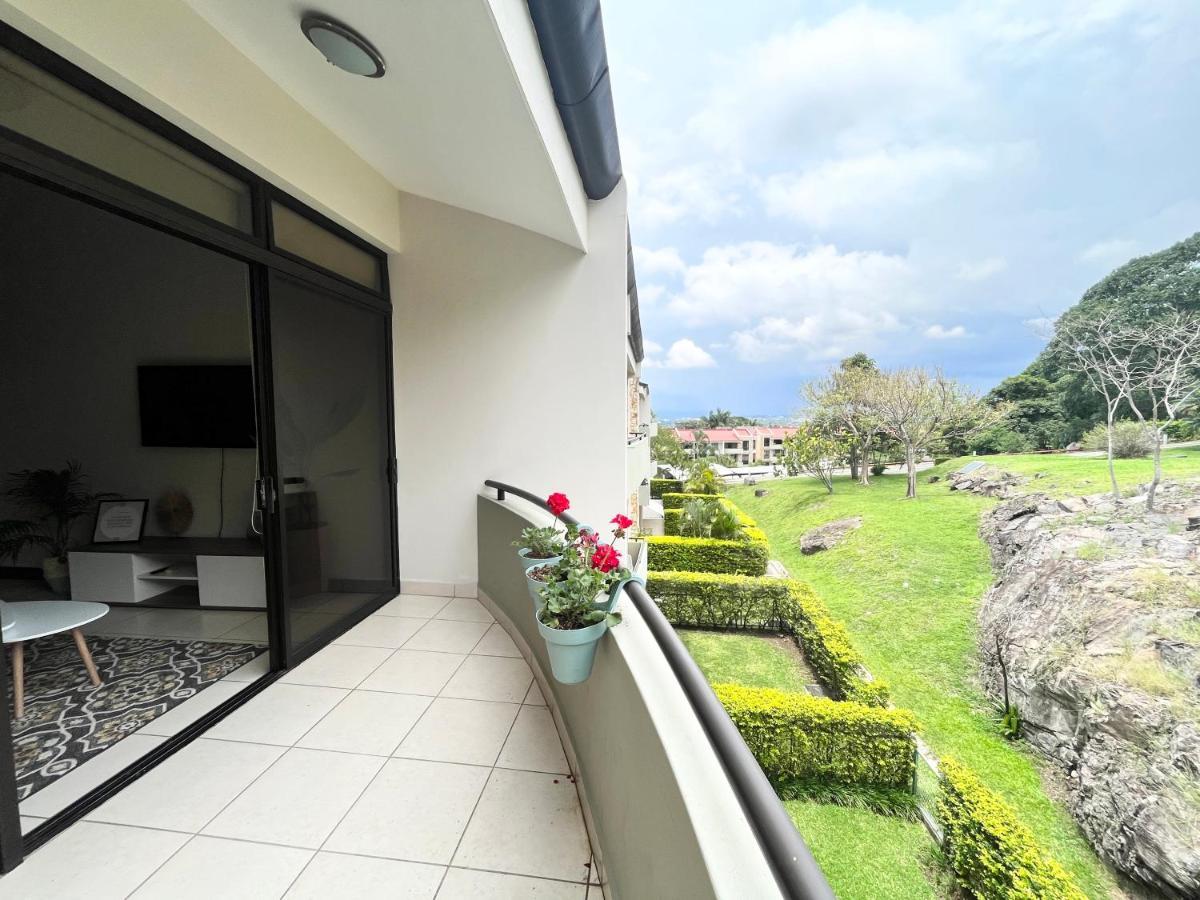 Cr Mariposa Rentals Comfortable Penthouse, Ac, Pool, Gym, Tennis Santa Ana  Exterior foto